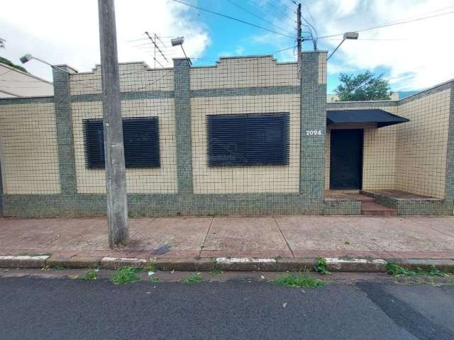 Prédio com 5 salas à venda na Rua Padre Duarte, 2094, Centro, Araraquara, 121 m2 por R$ 320.000