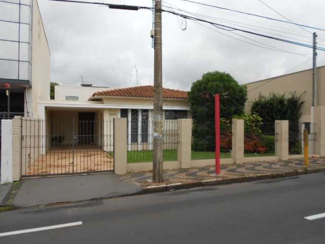 Casa com 3 quartos à venda na Rua São Bento, 2263, Centro, Araraquara, 215 m2 por R$ 850.000