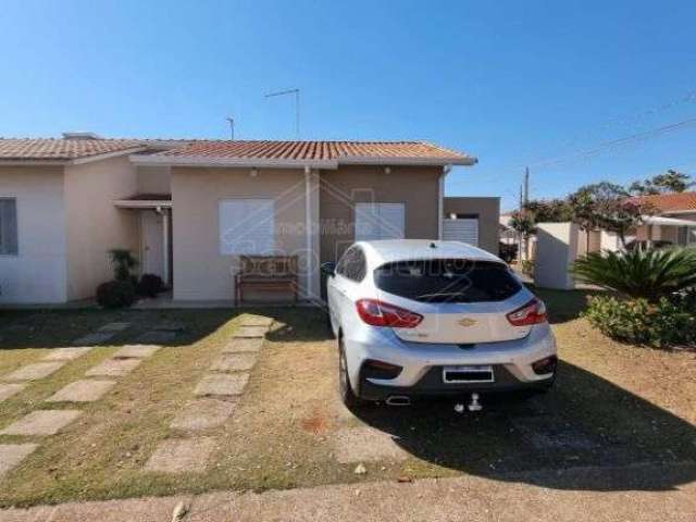 Casa em condomínio fechado com 2 quartos à venda na Avenida Alberto Santos Dumont, 1121, Jardim Residencial Água Branca, Araraquara, 51 m2 por R$ 425.000