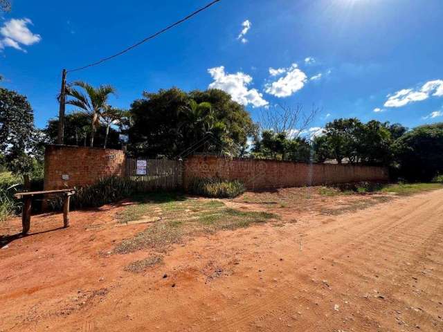 Chácara / sítio com 1 quarto à venda na Rua Vereador Mário Ananias, 2791, Chácara Flora Araraquara, Araraquara, 366 m2 por R$ 780.000