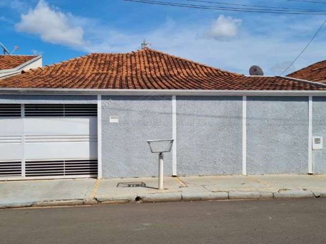 Casa com 4 quartos à venda na Rua Ceará, 2077, Vila Xavier (Vila Xavier), Araraquara, 212 m2 por R$ 450.000