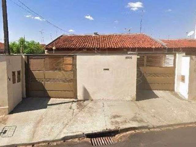 Casa com 4 quartos à venda na Rua Comendador Pedro Morganti, 3800, Vila Yamada, Araraquara, 192 m2 por R$ 350.000