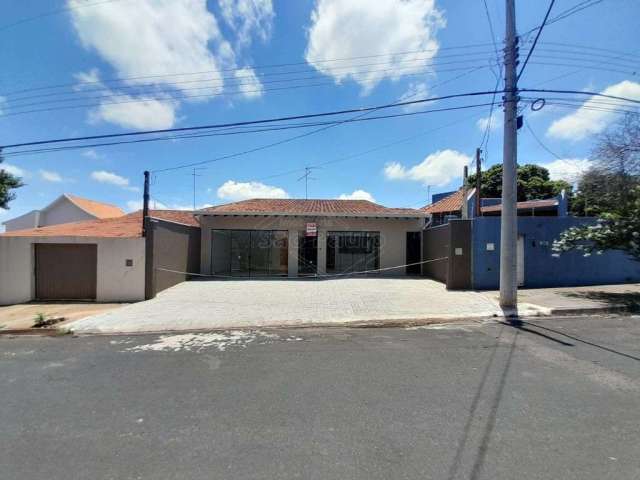 Sala comercial com 1 sala para alugar na Rua José Marques Pinheiro Filho, 950, Vila Harmonia, Araraquara, 20 m2 por R$ 2.200