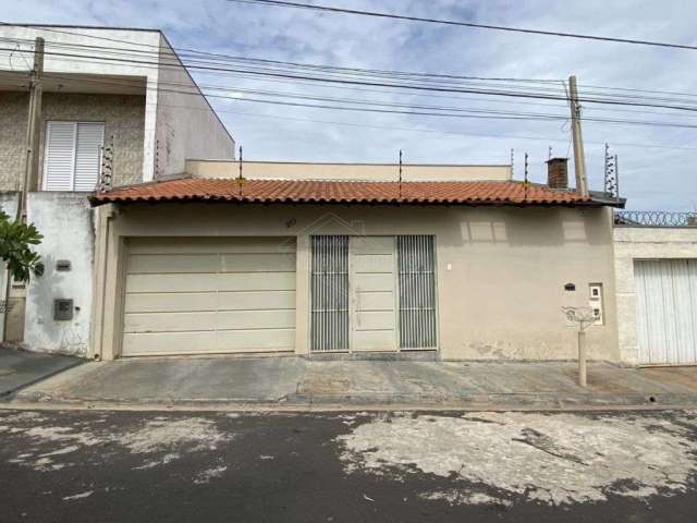 Casa com 4 quartos à venda na Avenida Rubens Alves da Silva, 219, Jardim dos Oitis, Araraquara, 180 m2 por R$ 345.000