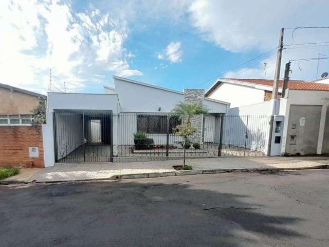 Casa com 3 quartos à venda na Avenida Feijó, 1514, Centro, Araraquara, 270 m2 por R$ 700.000