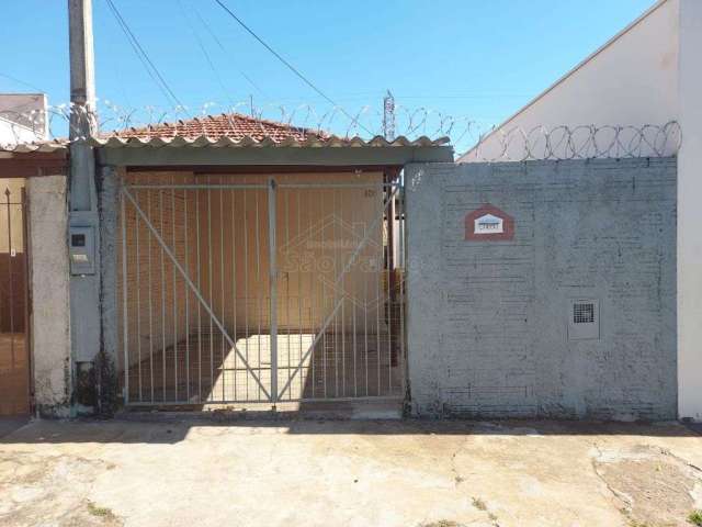 Casa com 1 quarto para alugar na Avenida Papa Pio X, 405, Jardim Eliana, Araraquara, 71 m2 por R$ 800