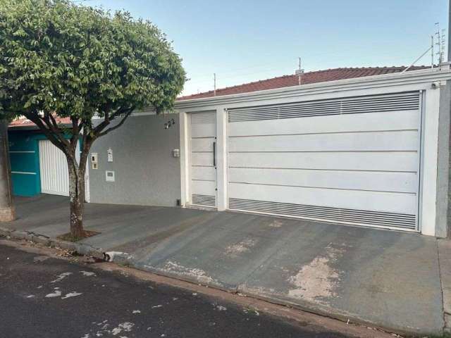 Casa com 3 quartos à venda na Avenida Manoel Marques de Jesus, 322, Jardim das Estações (Vila Xavier), Araraquara, 260 m2 por R$ 540.000