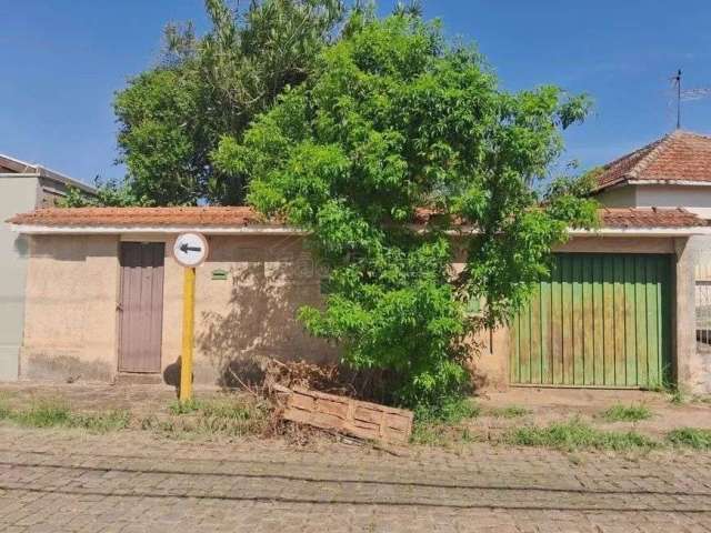 Casa com 3 quartos à venda na Rua Américo Brasiliense, 187, Centro, Araraquara, 110 m2 por R$ 490.000