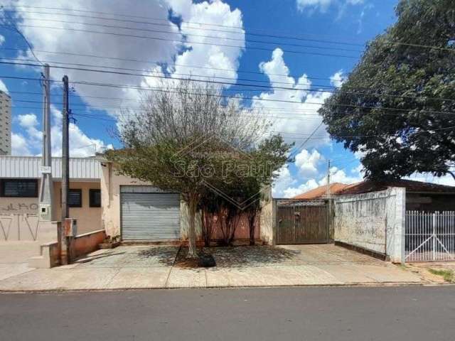 Casa com 3 quartos à venda na Avenida Prudente de Moraes, 1371, Centro, Araraquara, 323 m2 por R$ 800.000