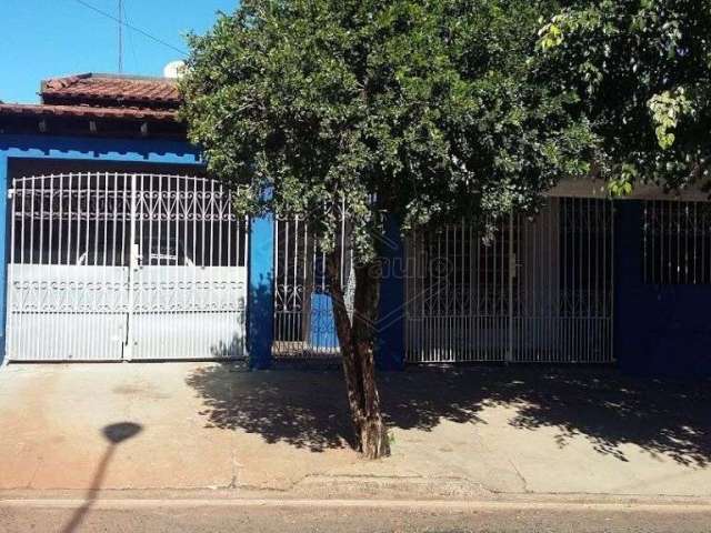 Casa com 3 quartos à venda na Rua Bruno Ópice Junior, 496, Jardim Cruzeiro do Sul I e II, Araraquara, 193 m2 por R$ 210.000