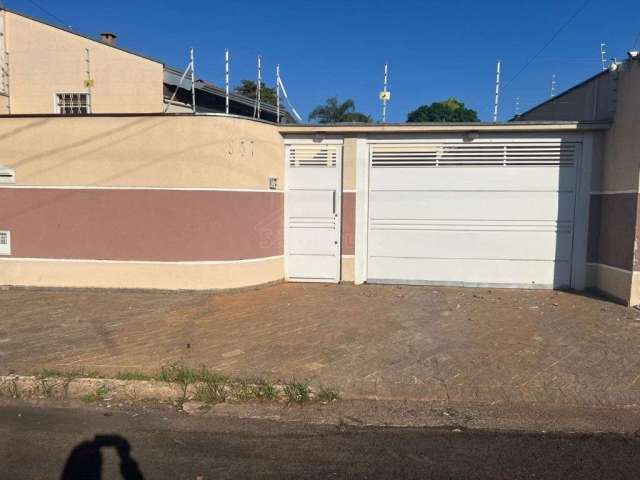 Casa com 3 quartos à venda na Rua dos Estados, 857, Jardim Brasil (Vila Xavier), Araraquara, 193 m2 por R$ 590.000