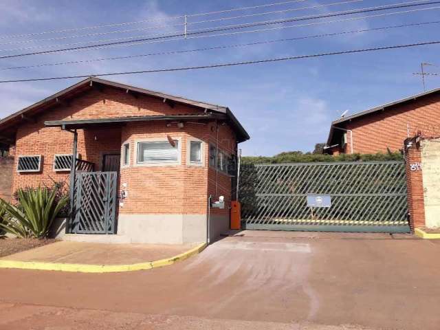 Casa em condomínio fechado com 3 quartos para alugar na Avenida Marginal Bento Ferreira Luiz, 814, Jardim Zavanella, Araraquara, 164 m2 por R$ 2.000