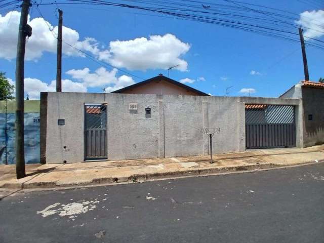 Casa com 3 quartos à venda na Rua Joaquim Moreira Filho, 225, Jardim Santa Terezinha, Américo Brasiliense, 202 m2 por R$ 440.000