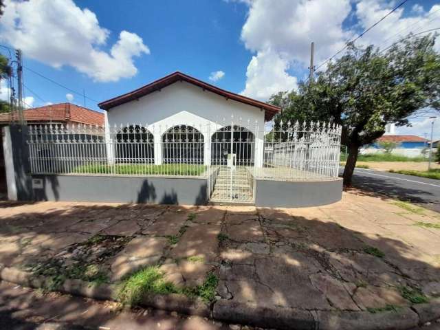 Casa com 4 quartos para alugar na Rua Manoel Rodrigues Jacob, 572, Jardim Santa Angelina, Araraquara, 203 m2 por R$ 2.800