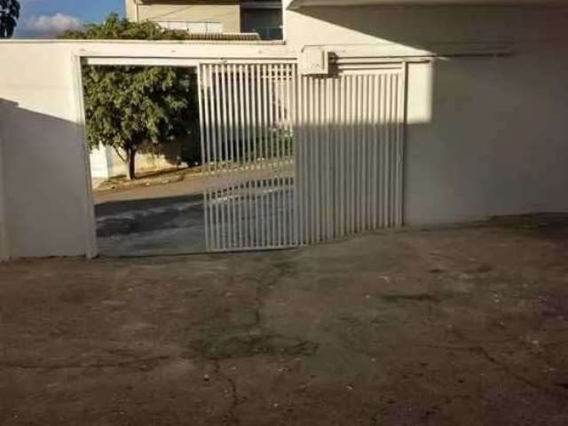 Casa à venda no bairro Loteamento Campo das Aroeiras - Poços de Caldas/MG