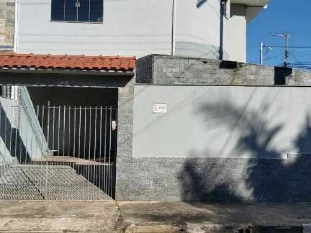 Casa à venda no bairro Jardim das Acácias - Poços de Caldas/MG