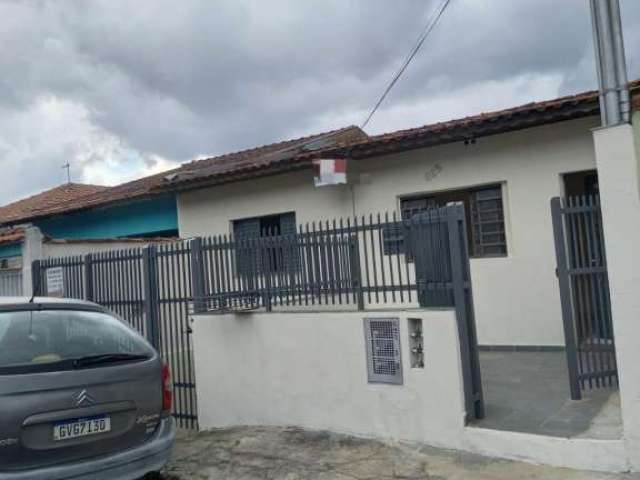 Casa à venda no bairro Jardim Country Club - Poços de Caldas/MG