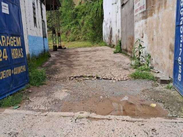 Pavilhão/Galpão à venda no bairro Estância São José - Poços de Caldas/MG