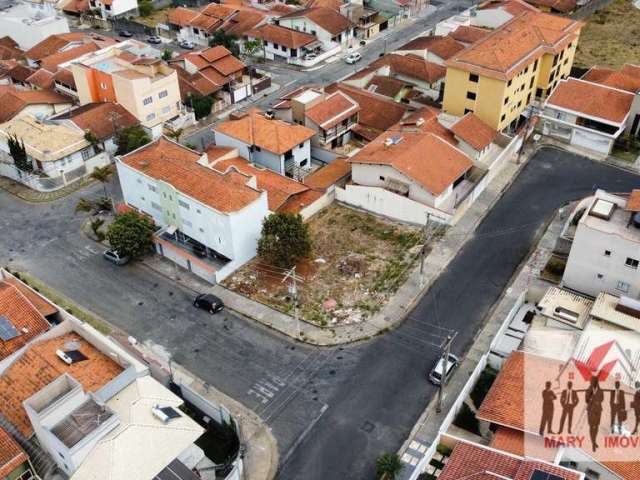 Terreno à venda no bairro Jardim das Acácias - Poços de Caldas/MG