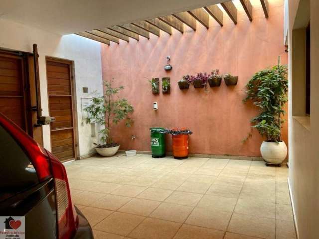 Casa 3 dormitórios 2 suítes 2 vagas Vila Nova Caledônia