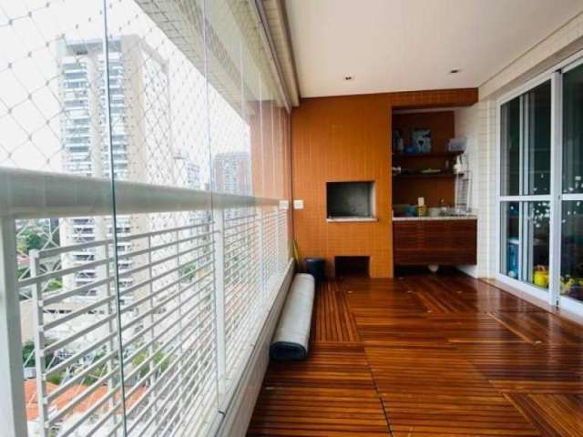 Apartamento com varanda gourmet, no melhor do brooklin !