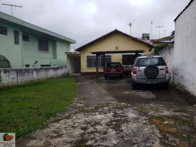 Casa térrea com ótimo terreno no melhor da vila marari.