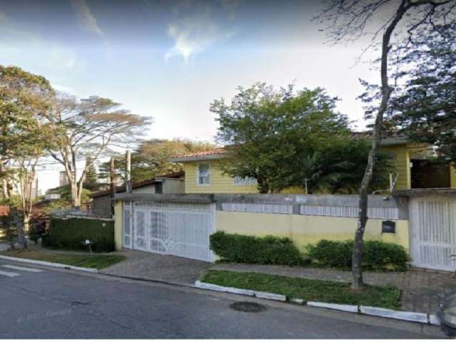 Sobrado 279m² 3 dormitórios, 3 suítes, 4 vagas Alto da Boa Vista