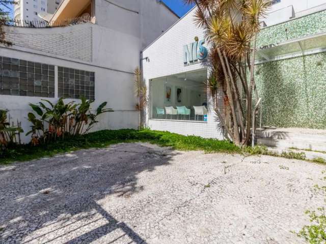 Casa 176m² 4 dormiórios 1 suíte 2 vagas Bairro Ipiranga