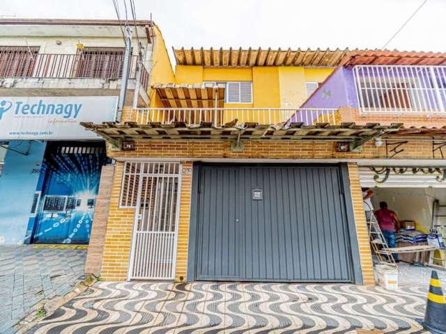 Ampla Casa com 3 Quartos e 194 m² no Jaguaribe, Osasco – Por Apenas R$ 550.000