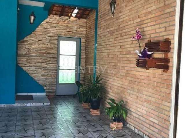 Casa térrea com 3 dormitórios à venda, 112 m² por R$ 530.000 - Jardim Sarapiranga - Jundiaí/SP