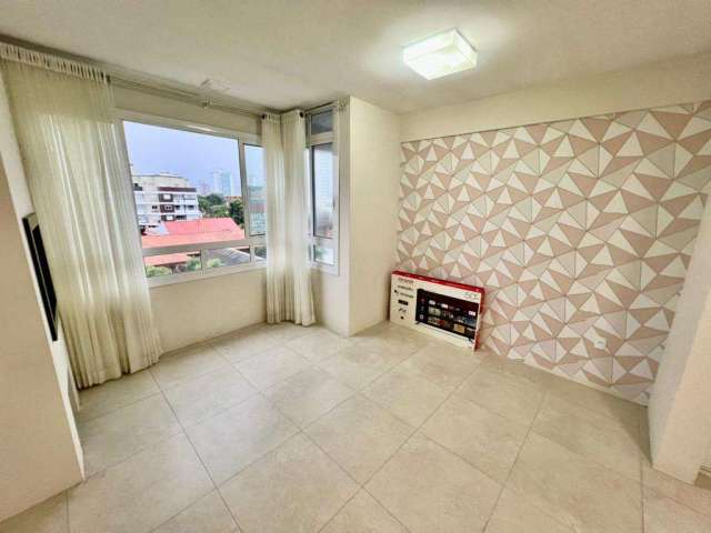 Apartamento 2 Dormitórios à venda no Bairro Centro com 79 m² de área privativa - 1 vaga de garagem