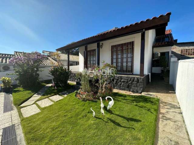 Casa com 4 quartos à venda na Rua Thiago da Fonseca, 441, Capoeiras, Florianópolis por R$ 957.000