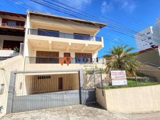 Casa com 5 quartos à venda na Afonso Pena, 647, Estreito, Florianópolis por R$ 1.750.000