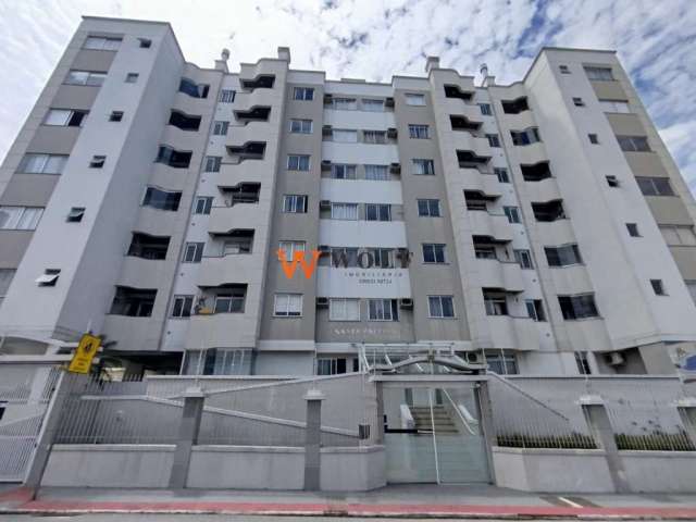 Apartamento com 3 quartos para alugar na Rua Manoel Loureiro, 1601, Barreiros, São José por R$ 3.050