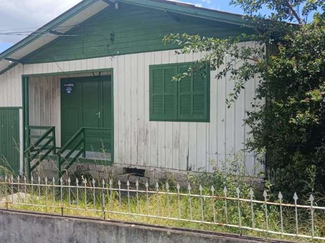 Casa com 2 quartos à venda na Rua Maria Júlia Ramos e Souza, 150, Capoeiras, Florianópolis por R$ 475.000