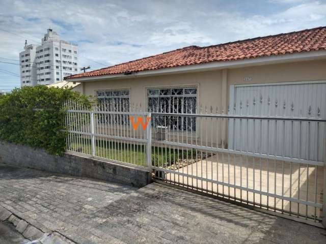 Casa com 3 quartos à venda na Rua Inácio Pereira Neves, 147, Areias, São José por R$ 850.000