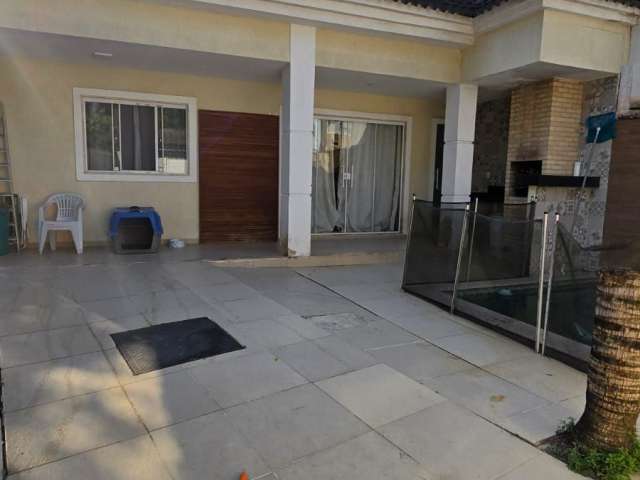 Casa em condominio Vargem Grande