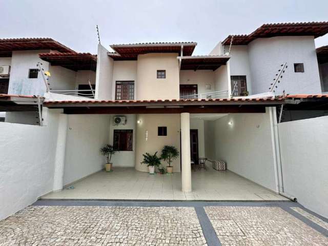 Casa duplex com 4 suítes no Parque Manibura - Fortaleza - CE