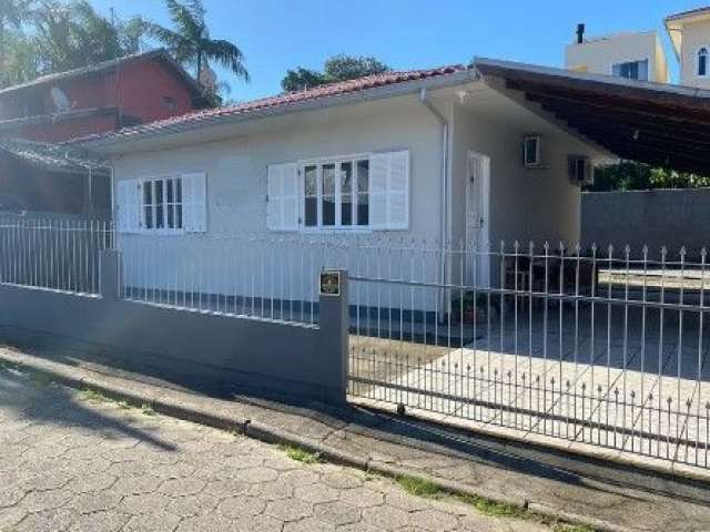 Casa Muito bem localizada no Porto da Lagoa