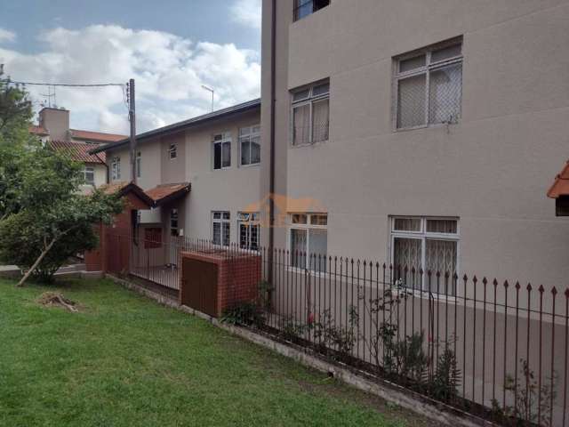 Apartamento à venda em Curitiba-PR: 1 quarto, 1 sala, 1 banheiro e 1 vaga na Cidade Industrial!