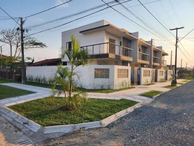 Imperdível sobrado à venda em Guaratuba-PR, bairro Nereidas: 3 quartos, 1 suíte, 3 banheiros, 1 vaga, 96,47m²!