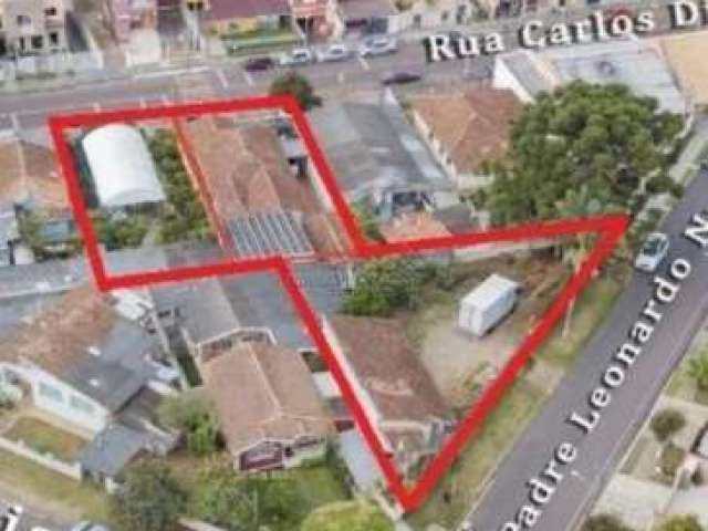 Terreno à venda na Rua Carlos Dietzsch, Portão, Curitiba por R$ 849.000