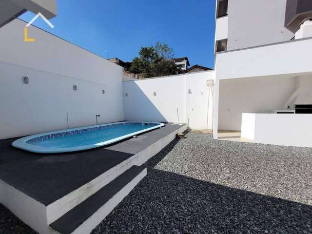 Casa com 3 dormitórios à venda, 140 m² por R$ 850.000,00 - Costa e Silva - Joinville/SC