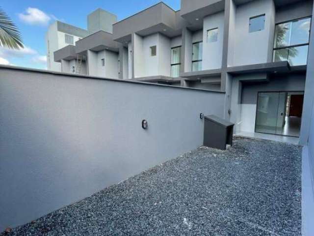 Casa com 2 dormitórios à venda, 71 m² por R$ 370.000,00 - Vila Nova - Joinville/SC