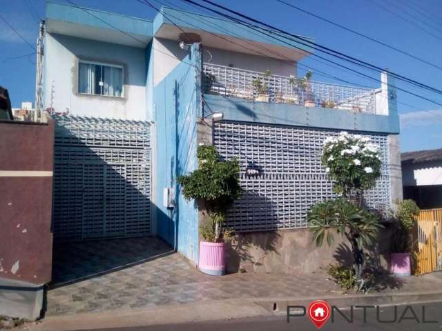 Sobrado Residencial/Barracão Comercial no Bairro Jardim Marília