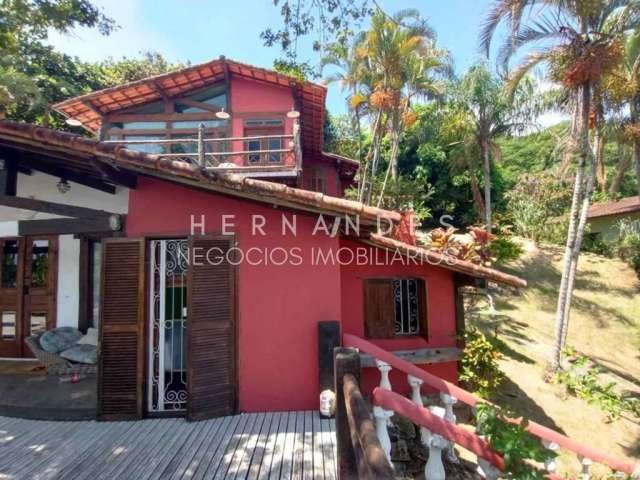 Incrível casa à venda em Ilhabela com vista para o mar