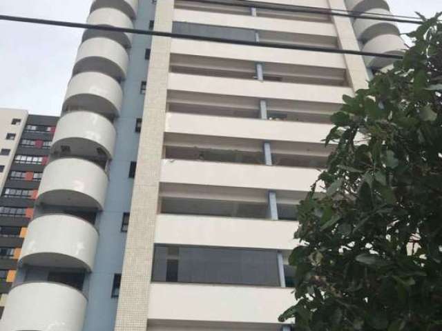 Lindo Apartamento no Edifício BurleMarx