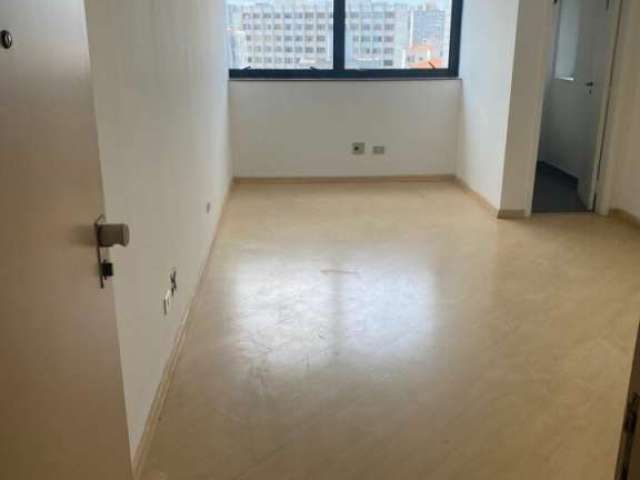 Conjunto comercial com recepção + 1 sala, 2 banheiros, ar condicionado.  1 vaga. Estacionamento.