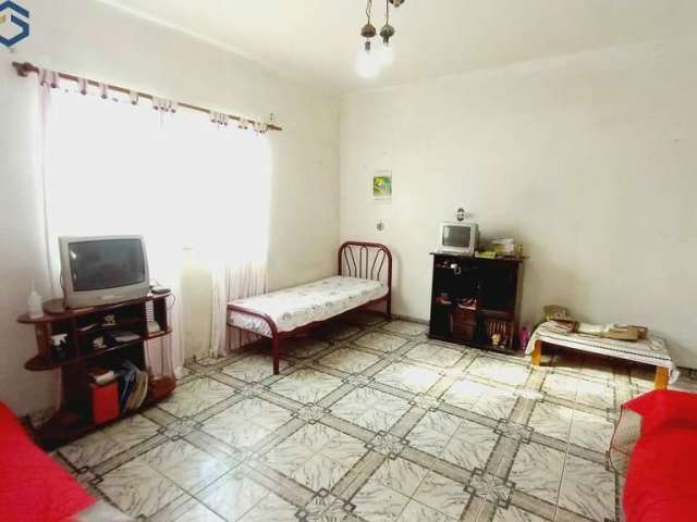 Rua tranquila, residencial, com 1 dorm. Sala, Coz. e WC e 1 vaga