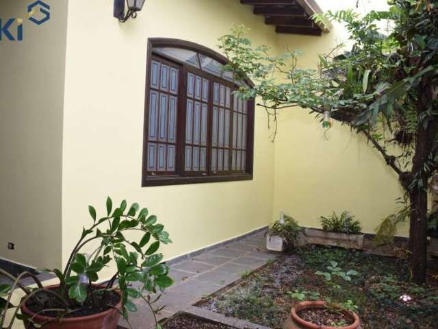 Linda casa terrea com  4 dorms na Vila Oliveira